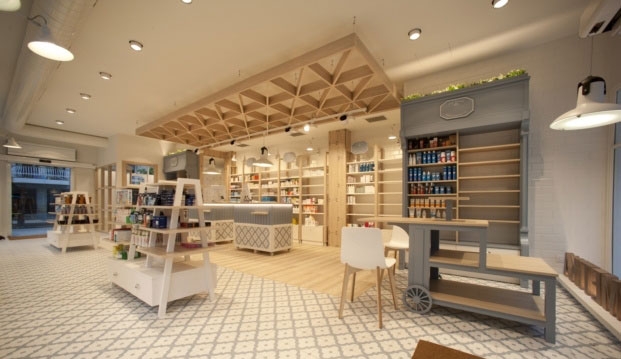時尚簡約化妝品展示柜-商場時尚百貨展示柜-暖色調化妝品護膚品高柜背柜